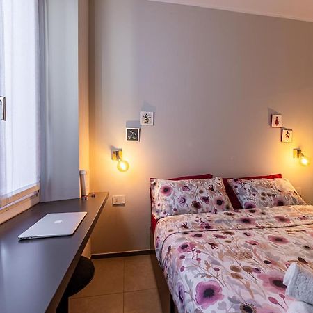 Duomo A 2 Fermate - Tiny Apartment In Pta Venezia 米兰 外观 照片
