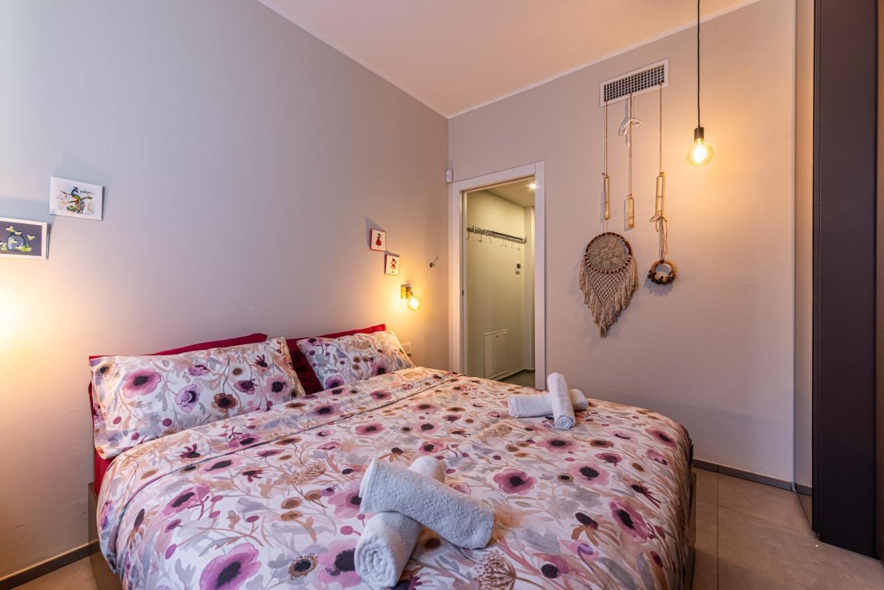 Duomo A 2 Fermate - Tiny Apartment In Pta Venezia 米兰 外观 照片