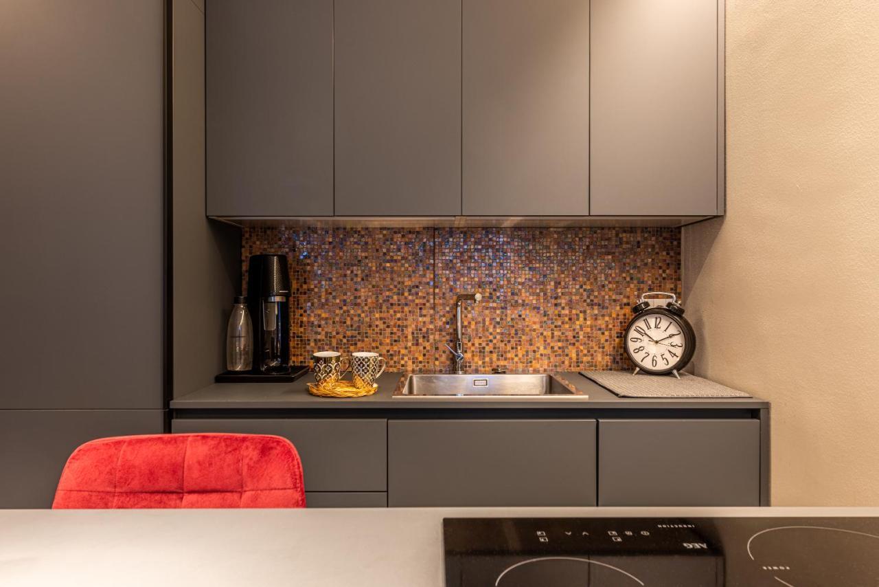 Duomo A 2 Fermate - Tiny Apartment In Pta Venezia 米兰 外观 照片